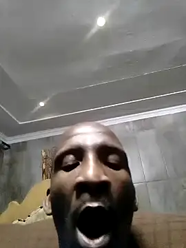 Snapshot of longdickson12345 chatting on 10/07/25, 07:00 longdickson12345 online show from 10/07/25, 07:00