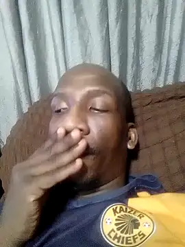 Snapshot of longdickson12345 chatting on 10/19/25, 07:03 longdickson12345 online show from 10/19/25, 07:03