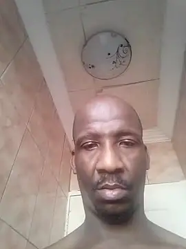 Snapshot of longdickson12345 chatting on 10/24/25, 05:59 longdickson12345 online show from 10/24/25, 05:59