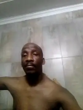 Snapshot of longdickson12345 chatting on 10/27/25, 06:23 longdickson12345 online show from 10/27/25, 06:23