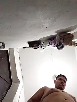 Snapshot of Maniakone chatting on 09/19/25, 04:25 Maniakone online show from 09/19/25, 04:25