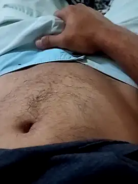 Snapshot of Gauderio40 chatting on 11/24/25, 04:01 Gauderio40 online show from 11/24/25, 04:01