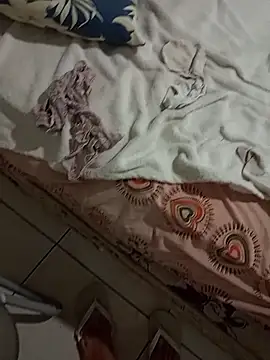 Snapshot of Gauderio40 chatting on 12/16/25, 01:10 Gauderio40 online show from 12/16/25, 01:10