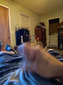 Wolfyking95 online show from 11/06/25, 02:34