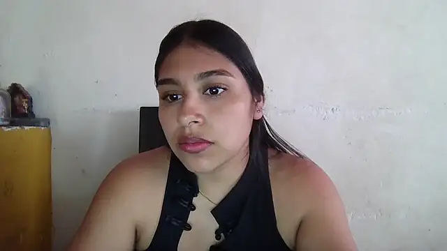 Snapshot of zairabreze chatting on 01/08/26, 07:49 zairabreze online show from 01/08/26, 07:49