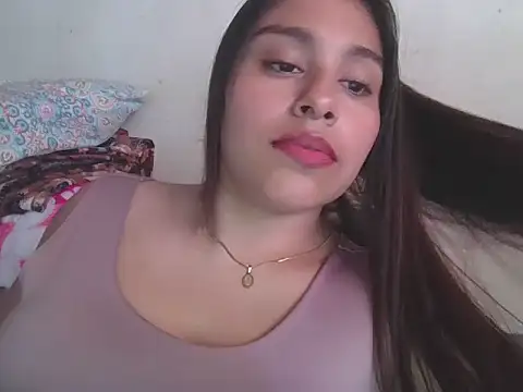 Snapshot of zairabreze chatting on 03/12/26, 06:14 zairabreze online show from 03/12/26, 06:14