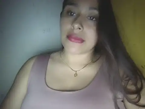 Snapshot of zairabreze chatting on 04/12/26, 01:54 zairabreze online show from 04/12/26, 01:54
