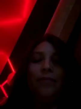 Snapshot of Zui_Rouse chatting on 11/08/25, 05:40 Zui Rouse online show from 11/08/25, 05:40