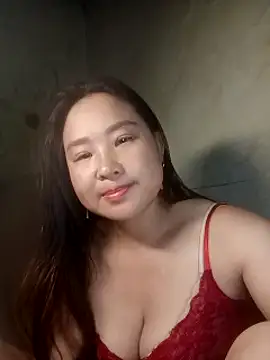 suki-lady online show from 10/19/25, 02:18