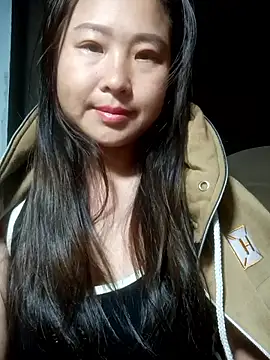 suki-lady online show from 11/17/25, 04:24