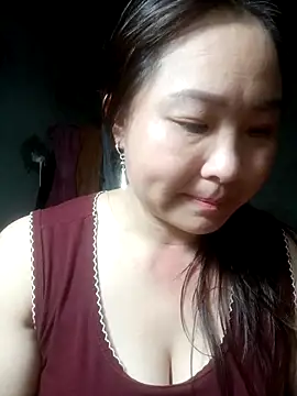 suki-lady online show from 12/02/25, 04:40