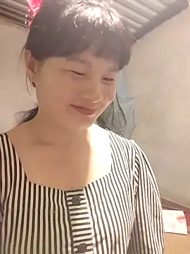 kute-00 online show from 09/30/25, 04:12