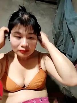 kute-00 online show from 10/02/25, 03:08