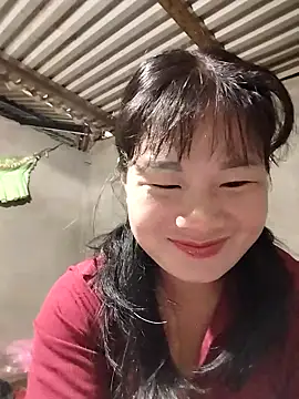 kute-00 online show from 10/25/25, 05:48