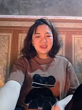 Snapshot of Lonnina chatting on 11/07/25, 03:01 Lonnina online show from 11/07/25, 03:01