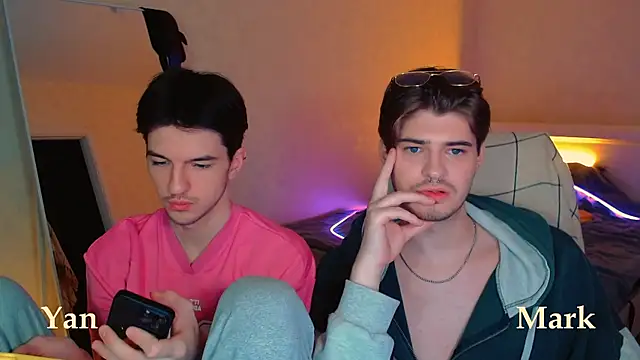 itsyanbb online show from 09/17/25, 03:24