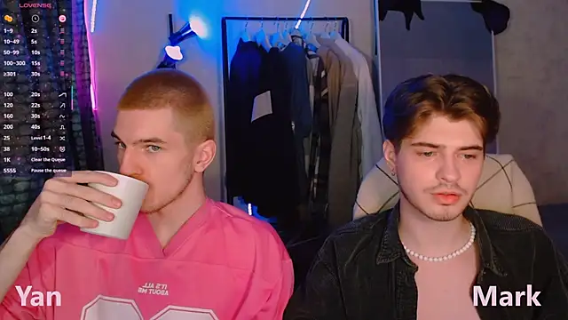 itsyanbb online show from 11/17/25, 09:42