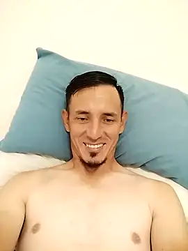 Snapshot of JuanD_vero chatting on 10/07/25, 06:05 JuanD vero online show from 10/07/25, 06:05