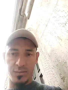 Snapshot of JuanD_vero chatting on 10/17/25, 09:56 JuanD vero online show from 10/17/25, 09:56