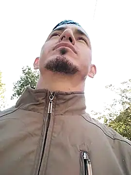 Snapshot of JuanD_vero chatting on 10/19/25, 08:26 JuanD vero online show from 10/19/25, 08:26