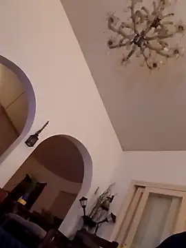 Snapshot of CasalTopaTudo chatting on 10/08/25, 05:05 CasalTopaTudo online show from 10/08/25, 05:05