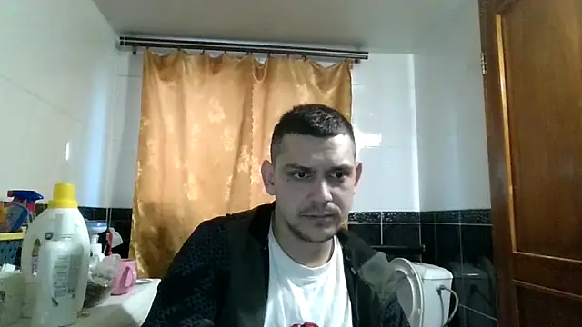 Snapshot of BogdanNegoda chatting on 05/03/26, 04:46 BogdanNegoda online show from 05/03/26, 04:46