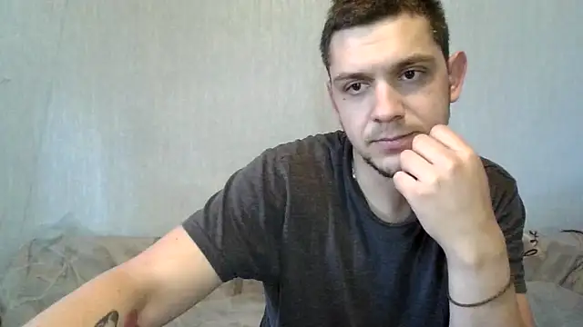 Snapshot of BogdanNegoda chatting on 05/19/26, 08:09 BogdanNegoda online show from 05/19/26, 08:09