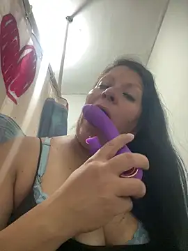 Snapshot of nimsix chatting on 09/28/25, 06:41 nimsix online show from 09/28/25, 06:41