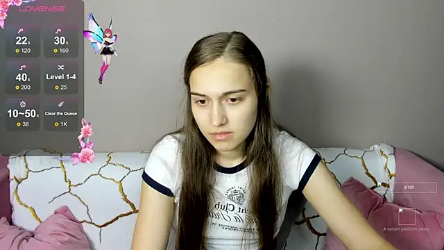 Alisa  Kelly online show from 10/03/25, 01:13