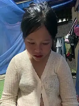 O o UwU o O online show from 10/10/25, 09:19