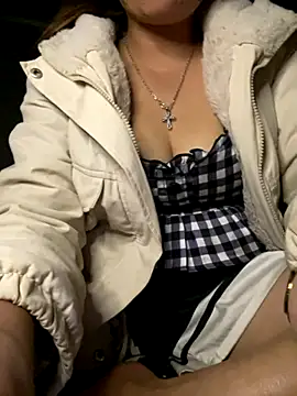 Snapshot of Nabi_sexy chatting on 11/30/25, 02:21 Nabi sexy online show from 11/30/25, 02:21