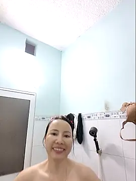 Ladyshowlive online show from 09/11/25, 11:54