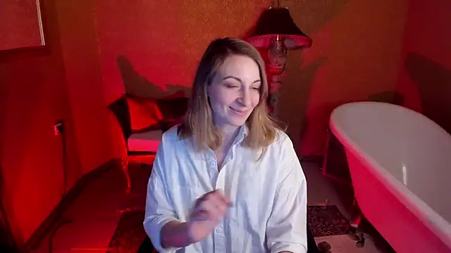 Snapshot of Katherine_Loveau chatting on 12/05/25, 12:14 Katherine Loveau online show from 12/05/25, 12:14