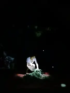 ngan-cute online show from 07/10/26, 10:34