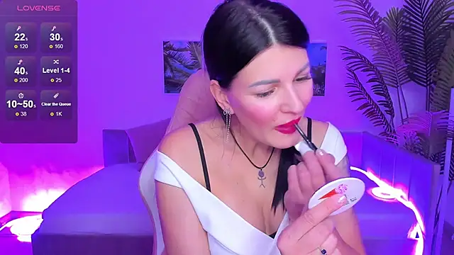 Snapshot of O1d_Lady chatting on 10/03/25, 08:33 O1d Lady online show from 10/03/25, 08:33