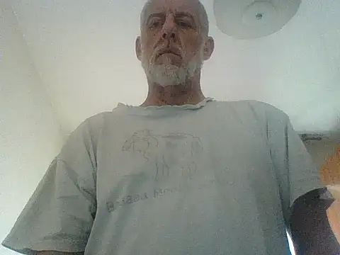 Snapshot of Pigna16PSRN chatting on 04/27/26, 03:54 Pigna16PSRN online show from 04/27/26, 03:54