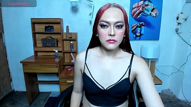 QueenCasandra online show from 09/28/25, 05:40