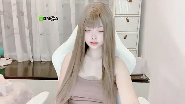 liuruyuan888 online show from 10/10/25, 06:40