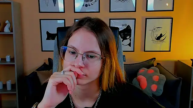 Carrie Rose online show from 09/25/25, 04:05