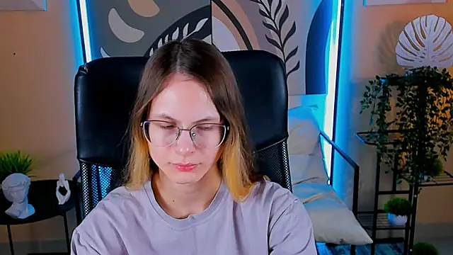 Carrie Rose online show from 10/06/25, 04:32