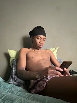 Snapshot of Tookey012 chatting on 10/13/25, 05:40 Tookey012 online show from 10/13/25, 05:40