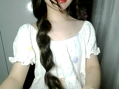 Annabelle-e online show from 05/20/26, 07:20