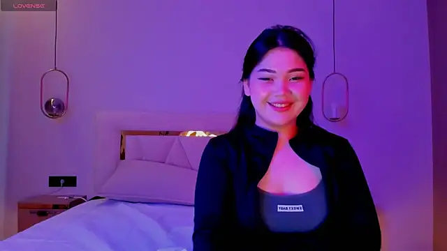yummmymommy online show from 09/10/25, 12:05