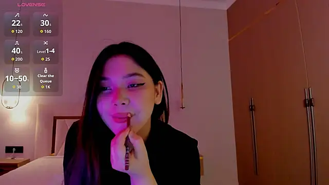 yummmymommy online show from 09/19/25, 12:39