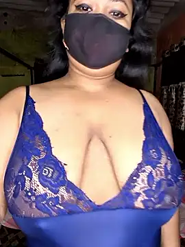 Smile-quien online show from 11/03/25, 02:57