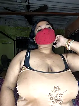 Smile-quien online show from 12/04/25, 06:55