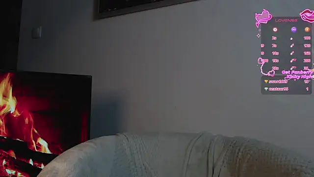 Snapshot of Veliora chatting on 11/21/25, 08:18 Veliora online show from 11/21/25, 08:18