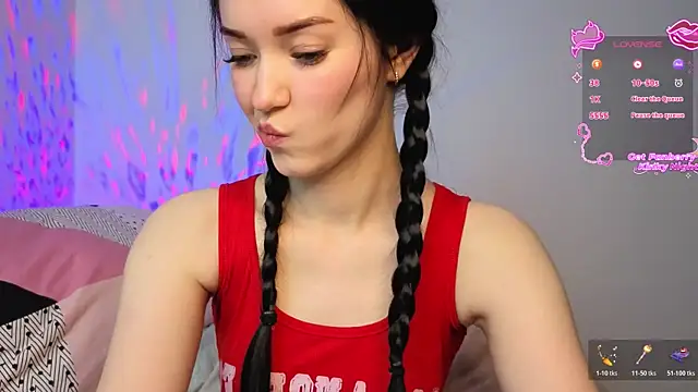 Snapshot of Veliora chatting on 12/05/25, 05:09 Veliora online show from 12/05/25, 05:09