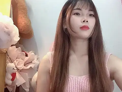 Snapshot of Pony898 chatting on 12/14/25, 02:44 Pony898 online show from 12/14/25, 02:44