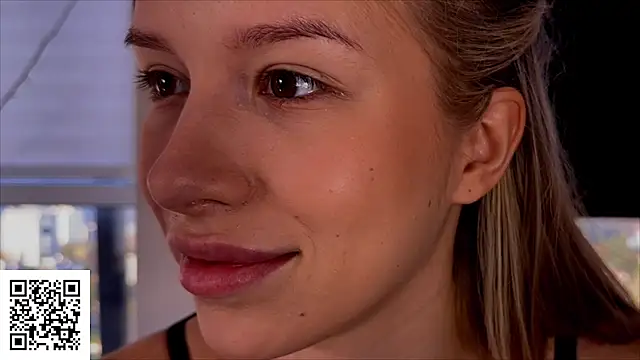 ElysiaXo online show from 11/07/25, 12:16